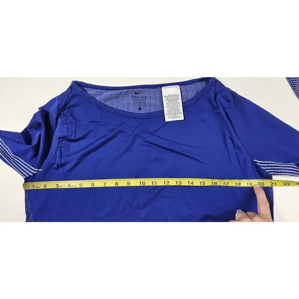 Nike Women's Dri-Fit Epic Crew Knit Training Shirt  L BLUE ruched bottom active